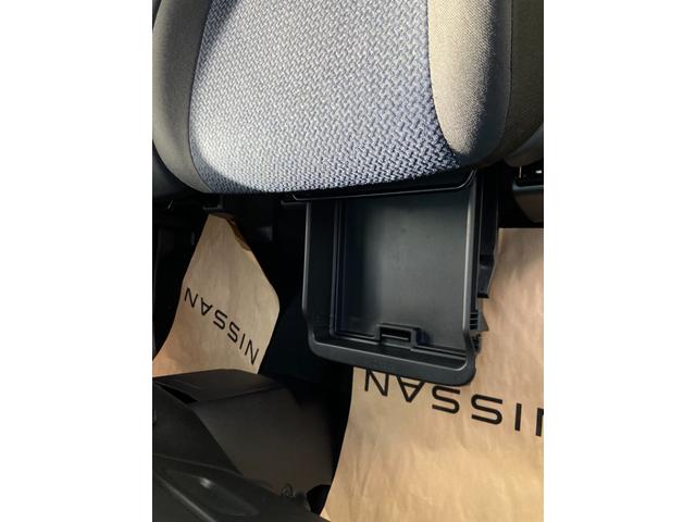 ルークス ハイウェイスター　Ｇターボプロパイロットエディション　プロパイロット・メモリーナビ・地デジ・Ｂｌｕｅｔｏｏｔｈ・ミュージックサーバー・ＤＶＤ再生・ＥＴＣ・アラウンドビューモニター・両側パワースライドドア・前後ドラレコ・ステアリングリモコン・ＳＯＳコール（36枚目）