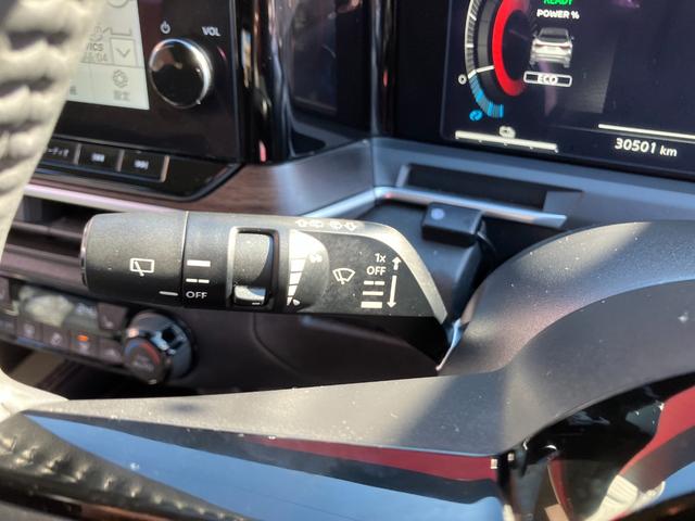 オーラ Ｇ　レザーエディション　プロパイロット・メモリーナビ・地デジ・Ｂｌｕｅｔｏｏｔｈ・ＥＴＣ２．０・アラウンドビューモニター・シートヒーター・ステアリングヒーター・スマートルームミラー・ワイヤレス充電・ＢＯＳＥサウンド（16枚目）