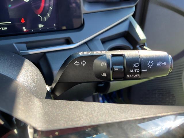 オーラ Ｇ　レザーエディション　プロパイロット・メモリーナビ・地デジ・Ｂｌｕｅｔｏｏｔｈ・ＥＴＣ２．０・アラウンドビューモニター・シートヒーター・ステアリングヒーター・スマートルームミラー・ワイヤレス充電・ＢＯＳＥサウンド（17枚目）