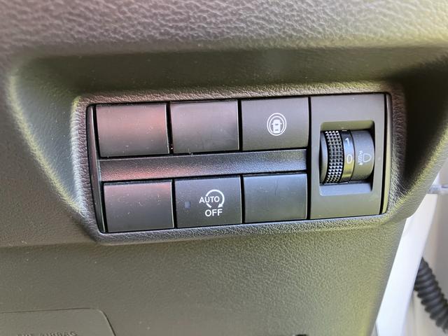 デイズ ハイウェイスター　Ｘ　アーバンクロム　エマージェンシーブレーキ・メモリーナビ・ＤＶＤ再生・Ｂｌｕｅｔｏｏｔｈ・地デジ・ミュージックサーバー・アラウンドビューモニター・ステアリングリモコン・プッシュスタート・オートライト・ＳＯＳコール（23枚目）