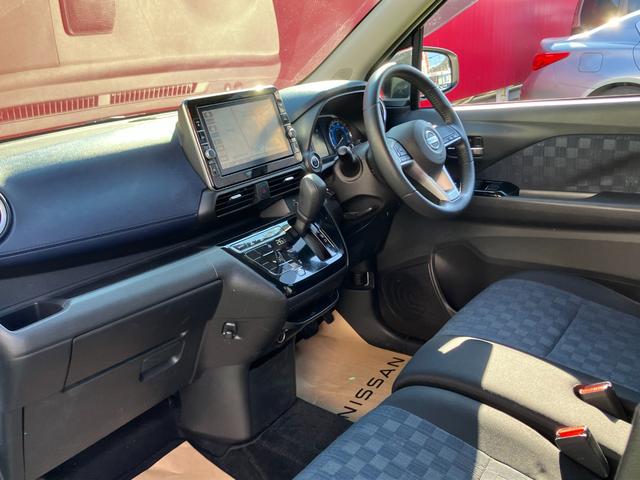 デイズ ハイウェイスター　Ｘ　アーバンクロム　エマージェンシーブレーキ・メモリーナビ・ＤＶＤ再生・Ｂｌｕｅｔｏｏｔｈ・地デジ・ミュージックサーバー・アラウンドビューモニター・ステアリングリモコン・プッシュスタート・オートライト・ＳＯＳコール（30枚目）