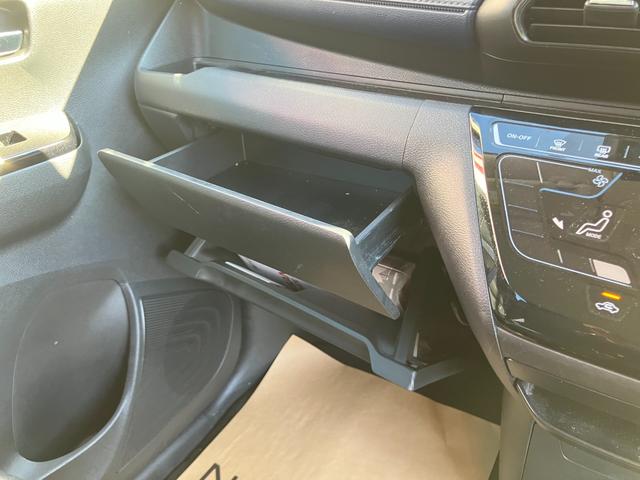 デイズ ハイウェイスター　Ｘ　アーバンクロム　エマージェンシーブレーキ・メモリーナビ・ＤＶＤ再生・Ｂｌｕｅｔｏｏｔｈ・地デジ・ミュージックサーバー・アラウンドビューモニター・ステアリングリモコン・プッシュスタート・オートライト・ＳＯＳコール（31枚目）