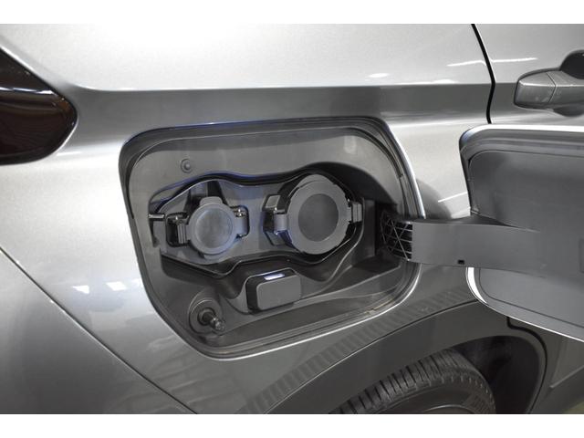 エクリプスクロスＰＨＥＶ ブラックエディション　電動リアゲート　クリアランスソナー　サイドエアバッグ　スマートキー　シートヒーター　４ＷＤ　フルオートエアコン　誤発進抑制　電動シート（28枚目）