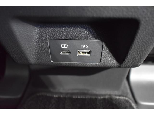 エクリプスクロスＰＨＥＶ ブラックエディション　電動リアゲート　クリアランスソナー　サイドエアバッグ　スマートキー　シートヒーター　４ＷＤ　フルオートエアコン　誤発進抑制　電動シート（38枚目）