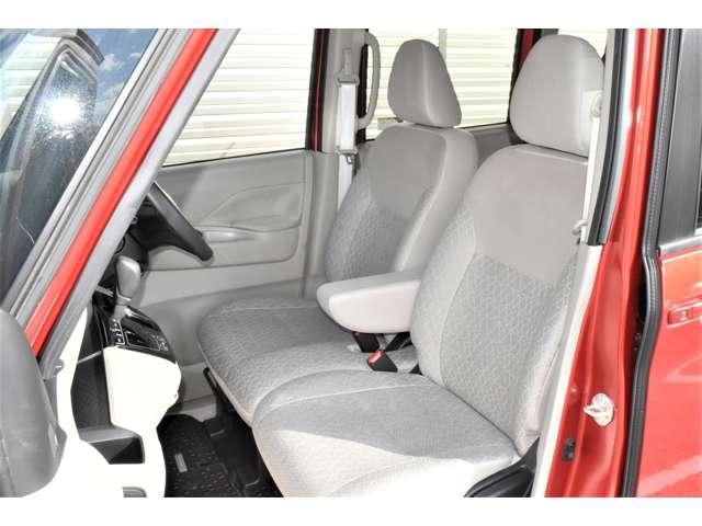 eKスペース G フルオートエアコン サイドカーテンエアバック DVD コーナーセンサー フルセグTV シートヒーター ETC インテリキー アイドリングストップ 盗難防止装置 ナビTV メモリーナビ ベンチシート(13枚目)