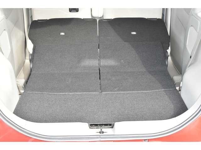 フラットな荷台は大容量◆たくさんのお荷物を載せて活躍します！