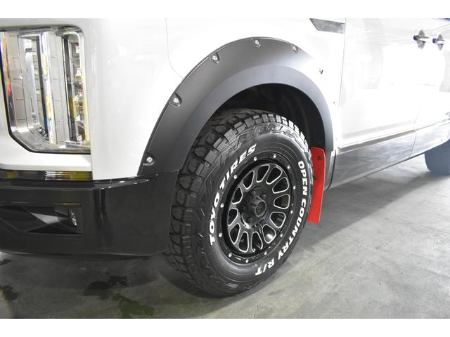 デリカD:5 シャモニー 11型ナビゲーション ETC2.0 ドライブレコー アイドリングS アクティブクルーズコントロール イモビ 衝突被害軽減装置 Bモニター サイドカメラ ETC 助手席エアバッグ 地デジTV 4WD(25枚目)