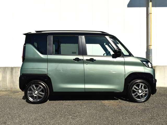 デリカミニ Ｔ　プレミアム　リミテッドエディション　９型ナビゲーション　ＥＴＣ２．０車載器　オールウェザーマット（3枚目）