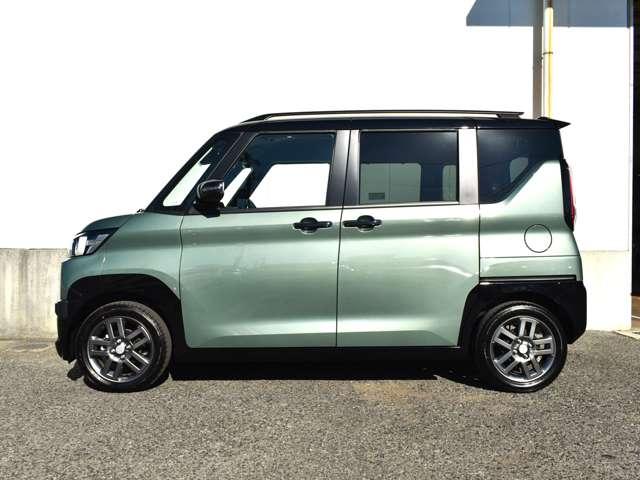 デリカミニ Ｔ　プレミアム　リミテッドエディション　９型ナビゲーション　ＥＴＣ２．０車載器　オールウェザーマット（7枚目）