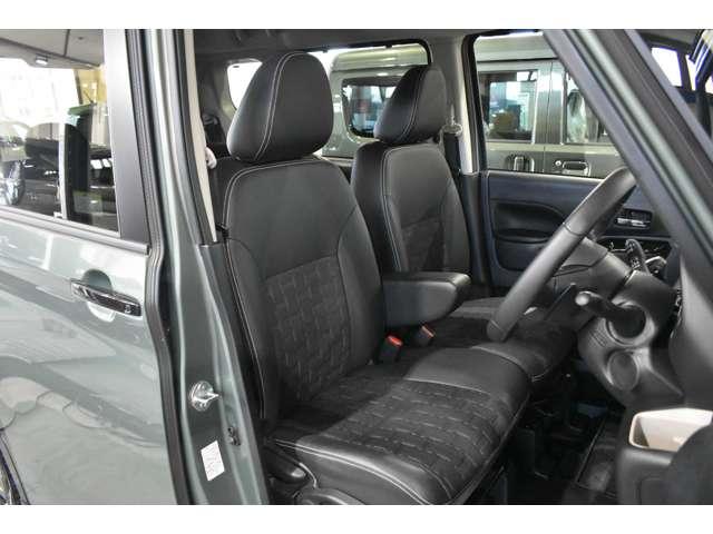 デリカミニ Ｔ　プレミアム　リミテッドエディション　９型ナビゲーション　ＥＴＣ２．０車載器　オールウェザーマット（14枚目）