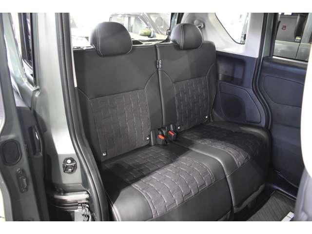 デリカミニ Ｔ　プレミアム　リミテッドエディション　９型ナビゲーション　ＥＴＣ２．０車載器　オールウェザーマット（15枚目）