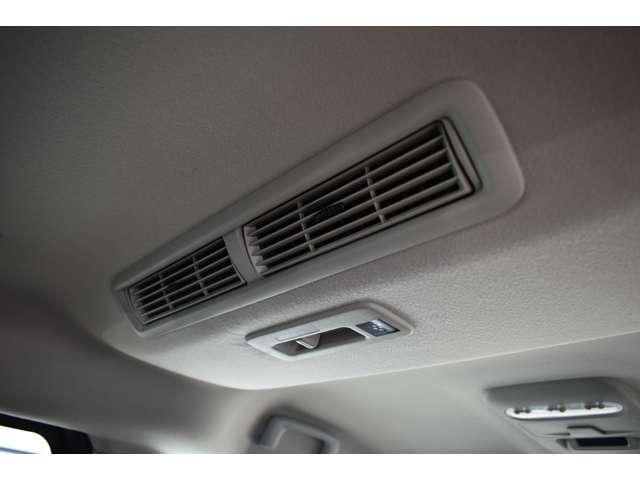 デリカミニ Ｔ　プレミアム　リミテッドエディション　９型ナビゲーション　ＥＴＣ２．０車載器　オールウェザーマット（17枚目）