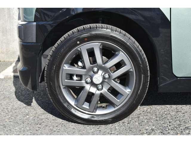 デリカミニ Ｔ　プレミアム　リミテッドエディション　９型ナビゲーション　ＥＴＣ２．０車載器　オールウェザーマット（18枚目）