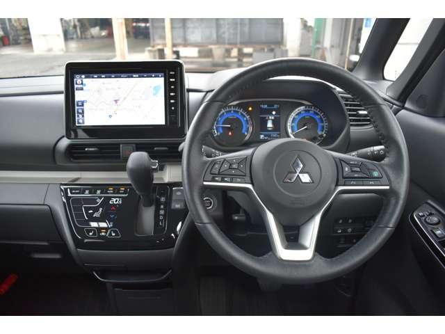 デリカミニ Ｇ　プレミアム　デモアップ　９型ナビゲーション　ＥＴＣ２．０　オー　ＬＥＤ　Ａクルコン　シートヒーター　ＥＴＣ　ベンチシート　エアコン　コーナーセンサー　パワステ　アルミホイール　キーレスエントリー　エアバッグ（11枚目）