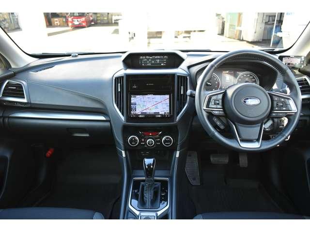 フォレスター ツーリング　横滑り防止　オートエアコン　バックモニター　クルーズコントロール　カーテンエアバック　サイドモニター　前席シートヒーター　４ＷＤ　Ａストップ　盗難防止システム　アルミホイール　キーフリーシステム（4枚目）