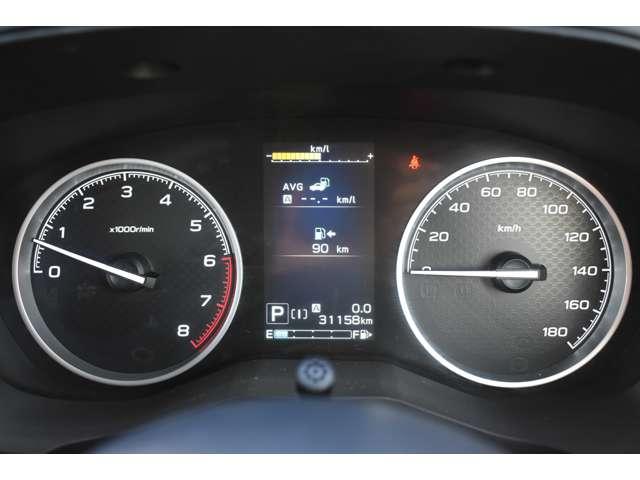 フォレスター ツーリング　横滑り防止　オートエアコン　バックモニター　クルーズコントロール　カーテンエアバック　サイドモニター　前席シートヒーター　４ＷＤ　Ａストップ　盗難防止システム　アルミホイール　キーフリーシステム（8枚目）