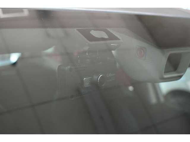 フォレスター ツーリング　横滑り防止　オートエアコン　バックモニター　クルーズコントロール　カーテンエアバック　サイドモニター　前席シートヒーター　４ＷＤ　Ａストップ　盗難防止システム　アルミホイール　キーフリーシステム（19枚目）