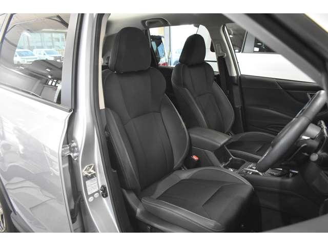 フォレスター ツーリング　横滑り防止　オートエアコン　バックモニター　クルーズコントロール　カーテンエアバック　サイドモニター　前席シートヒーター　４ＷＤ　Ａストップ　盗難防止システム　アルミホイール　キーフリーシステム（20枚目）