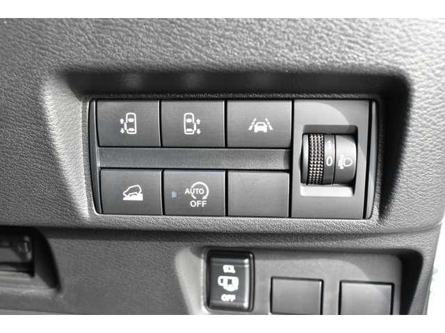 ｅＫクロススペース Ｔ　プラスエディション　衝突被害軽減ブレーキ　両側電動スライドドア　パーキングセンサー　シートヒーター　ターボ　フルオートエアコン　アルミホイール　ベンチシート　スマートキー（15枚目）