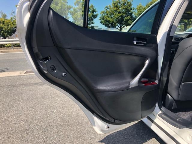 IS250 バージョンL HDDナビ・CD/Mサーバ・ETC・禁煙車・本革シート・ワーク18AW・HKS車高調・スピンドルワンオフエアロ・リアISF仕様(76枚目)