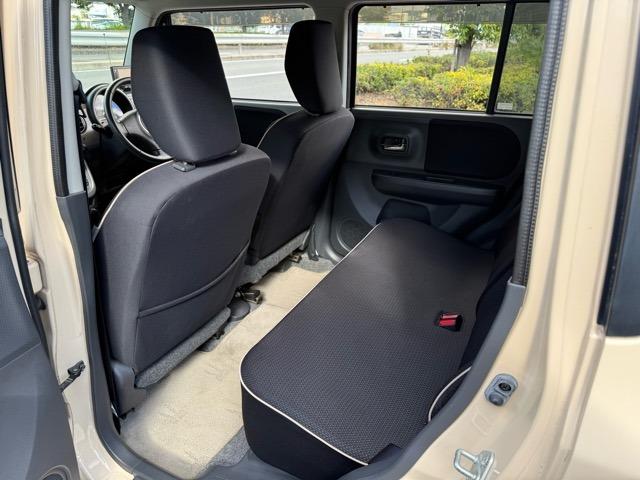 シート廻りは使用感も少なく、良好な状態となっています。