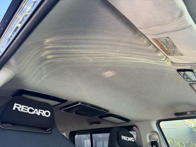 ハイエースバン ロングスーパーＧＬ　４型仕様フェイスチェンジ・プッシュスタート・ストラーダフローティングナビ・Ｂｌｕｅｔｏｏｔｈ・ツイター・ドラレコ・デジタルインナーミラー・外テール・セミバッケトシート・ウインカーミラー・カーボンパーツ（47枚目）