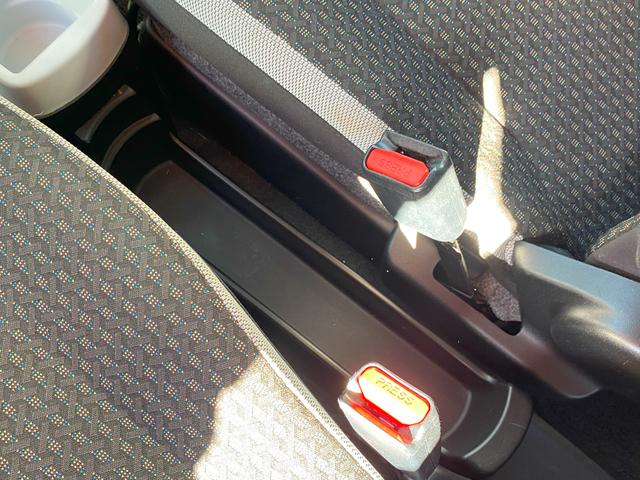 ハスラー ＨＹＢＲＩＤ　Ｘ　ナビゲーション　全方位カメラ付　アイドリングストップ　シートヒーター　スズキセーフティーサポート　　Ｂｌｕｅｔｏｏｔｈ　オートライト　盗難防止システム（54枚目）