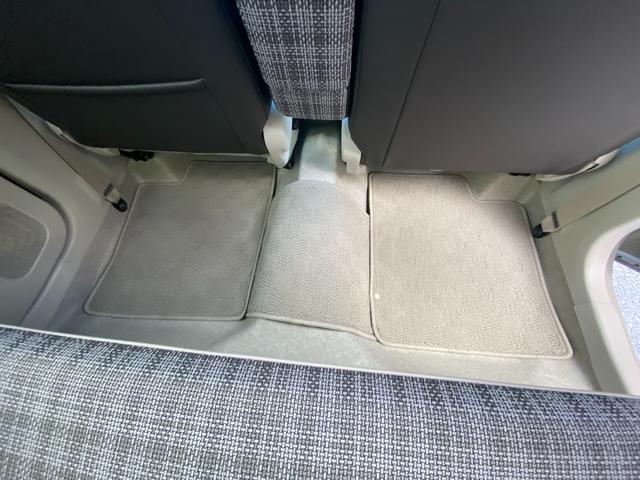 アルトラパンＬＣ ＬＣ　ＨＹＢＲＩＤ　Ｘ　６型　パーキングセンサー（フロント・リヤ）　デュアルセンサーブレーキサポートＩＩ　スズキセーフティサポート　アイドリングストップ　オーディオレス仕様（62枚目）