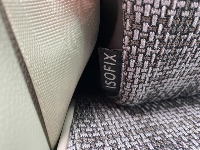 アルトラパンＬＣ ＬＣ　ＨＹＢＲＩＤ　Ｘ　６型　パーキングセンサー（フロント・リヤ）　デュアルセンサーブレーキサポートＩＩ　スズキセーフティサポート　アイドリングストップ　オーディオレス仕様（63枚目）