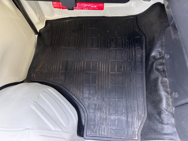 キャリイトラック KCエアコン・パワステ 7型(57枚目)