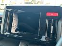 カスタム　ＨＹＢＲＩＤ　ＸＳターボ　メーカー保証　電動スライドドア／電動格納ミラー／プッシュスタート／前後誤発進抑制システム／リヤパーキングセンサー／アイドリングストップ／横滑り防止機能／フロアマット（29枚目）