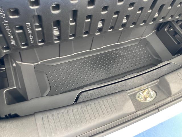 ハスラー ＨＹＢＲＩＤ　Ｇ　３型　　デモカー使用車　全方位ナビ　ＡＣＣ　デュアルカメラブレーキサポート（前後衝突軽減ブレーキ）　全方位モニター付きメモリーナビゲーション（Ｂｌｕｅｔｏｏｔｈ対応）　ＬＥＤヘッドライト　ステアリングオーディオスイッチ　シートヒーター　ＡＣＣ（43枚目）