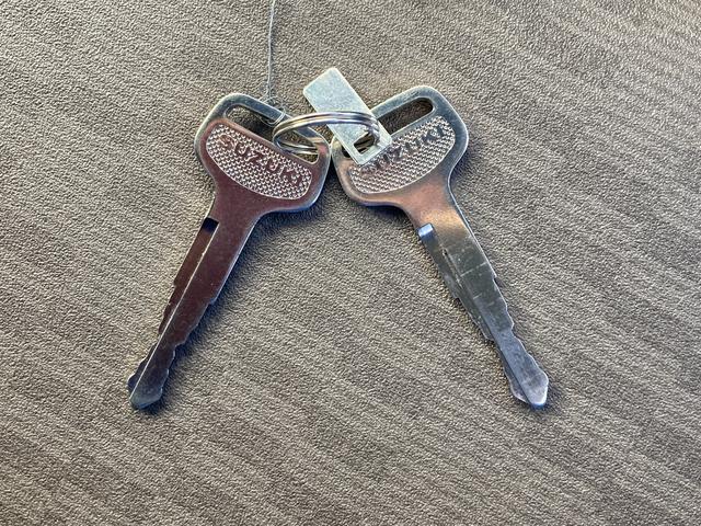 エブリイ ＰＡ　６型　　デモカー使用車　前後衝突軽減ブレーキ　ラジオ　デュアルカメラブレーキサポート（前後衝突軽減ブレーキ）　スピーカー一体型純正ラジオ　エアコン　パワーステアリング　アクセサリーソケット　集中ドアロック　アイドリングストップ（20枚目）