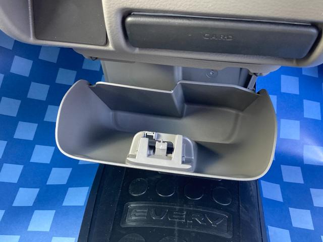 エブリイ ＰＡ　６型　　デモカー使用車　前後衝突軽減ブレーキ　ラジオ　デュアルカメラブレーキサポート（前後衝突軽減ブレーキ）　スピーカー一体型純正ラジオ　エアコン　パワーステアリング　アクセサリーソケット　集中ドアロック　アイドリングストップ（23枚目）