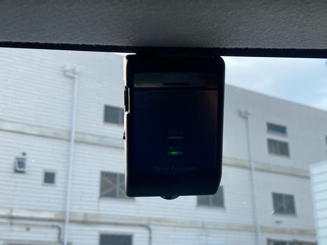 ソリオバンディット バンディット　ＨＹＢＲＩＤ　ＭＶ　２型　　全方位ナビ　ＥＴＣ　デュアルカメラブレーキサポート（前後衝突軽減ブレーキ）　全方位モニター付メモリーナビゲーション（Ｂｌｕｅｔｏｏｔｈ対応）　ＥＴＣ　ＬＥＤヘッドライト　後席両側パワースライドドア　シートヒーター　ＡＣＣ（36枚目）