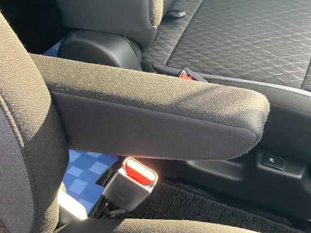 ソリオバンディット バンディット　ＨＹＢＲＩＤ　ＭＶ　２型　　全方位ナビ　ＥＴＣ　デュアルカメラブレーキサポート（前後衝突軽減ブレーキ）　全方位モニター付メモリーナビゲーション（Ｂｌｕｅｔｏｏｔｈ対応）　ＥＴＣ　ＬＥＤヘッドライト　後席両側パワースライドドア　シートヒーター　ＡＣＣ（37枚目）