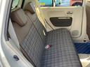 後部座席です。足元空間は広々しており、様々な場面で重宝します。