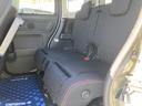 後部座席です。足元空間は広々しており、大人４人乗車も無理なく可能です。