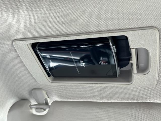 ＣＸ－３ ＸＤ　ツーリング　／６速ＭＴ／純正ナビ／ＢＯＳＥスピーカー／フルセグＴＶ／バックカメラ／Ｂｌｕｅｔｏｏｔｈ対応／ＥＴＣ／クルーズコントロール／ブラインドスポットモニタリング／ＬＥＤヘッドライト／車検整備付（17枚目）