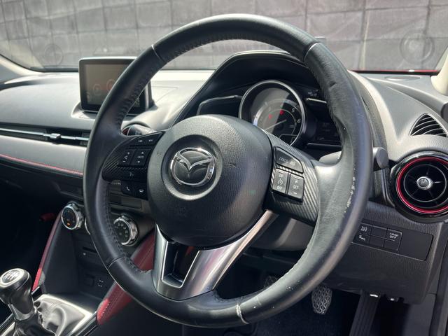 ＣＸ－３ ＸＤ　ツーリング　／６速ＭＴ／純正ナビ／ＢＯＳＥスピーカー／フルセグＴＶ／バックカメラ／Ｂｌｕｅｔｏｏｔｈ対応／ＥＴＣ／クルーズコントロール／ブラインドスポットモニタリング／ＬＥＤヘッドライト／車検整備付（22枚目）