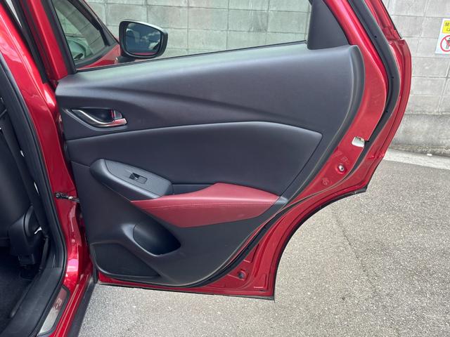 ＣＸ－３ ＸＤ　ツーリング　／６速ＭＴ／純正ナビ／ＢＯＳＥスピーカー／フルセグＴＶ／バックカメラ／Ｂｌｕｅｔｏｏｔｈ対応／ＥＴＣ／クルーズコントロール／ブラインドスポットモニタリング／ＬＥＤヘッドライト／車検整備付（45枚目）