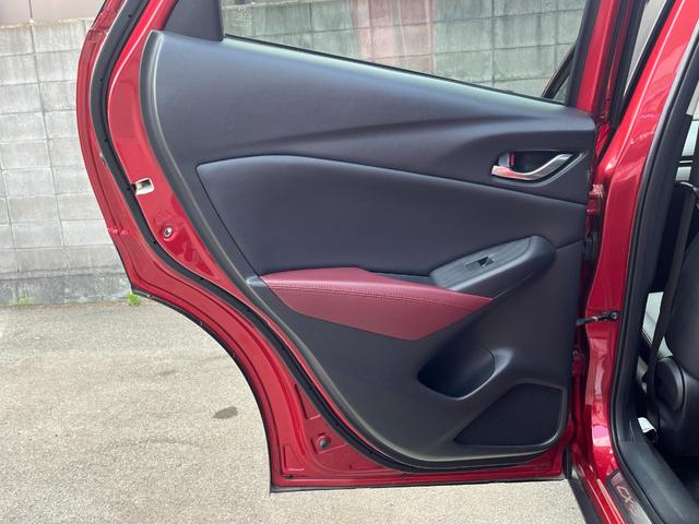 ＣＸ－３ ＸＤ　ツーリング　／６速ＭＴ／純正ナビ／ＢＯＳＥスピーカー／フルセグＴＶ／バックカメラ／Ｂｌｕｅｔｏｏｔｈ対応／ＥＴＣ／クルーズコントロール／ブラインドスポットモニタリング／ＬＥＤヘッドライト／車検整備付（47枚目）