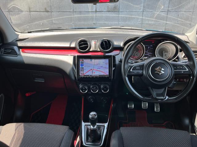 スイフトスポーツ ベースグレード　／セーフティパッケージ装着車／衝突軽減装置／車線逸脱警報／レーダークルコン／ＴＥＩＮ車高調／純正８型ナビ／フルセグＴＶ／Ｂｌｕｅｔｏｏｔｈ対応／ドラレコ／純正１７インチアルミ／ＥＴＣ／車検令和９年２月（4枚目）