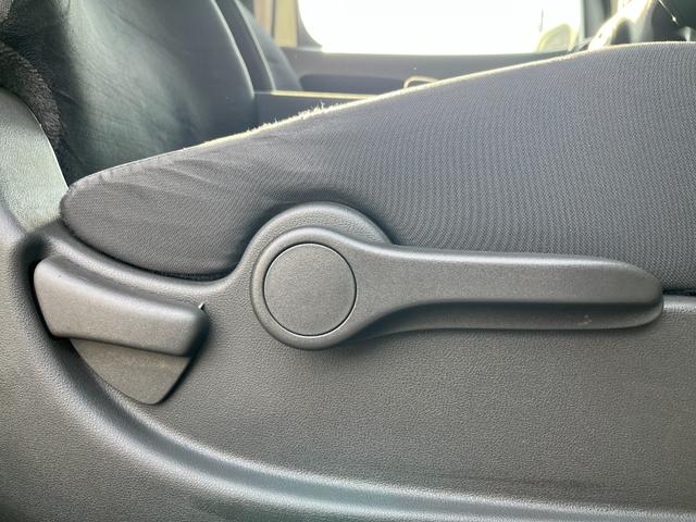 キューブ １５Ｘ　Ｍセレクション　／イクリプスナビ／フルセグＴＶ／Ｂｌｕｅｔｏｏｔｈ対応／ドライブレコーダー／ＥＴＣ／スマートキー／エンジンプッシュスタート／ＨＩＤヘッドランプ／車検整備付（33枚目）