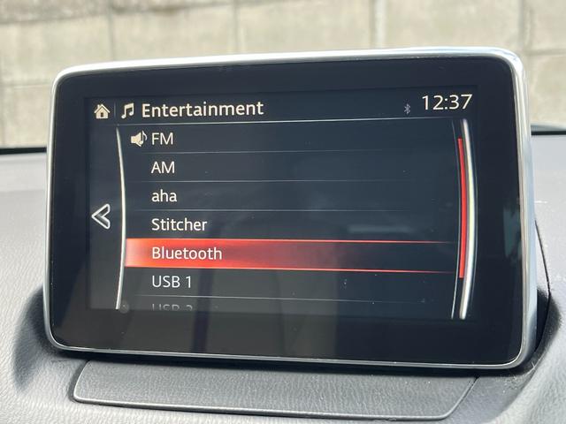 デミオ ＸＤツーリング　Ｌパッケージ　／スマートシティブレーキサポート／純正ナビ／Ｂｌｕｅｔｏｏｔｈ対応／バックカメラ／ドライブレコーダー／ＥＴＣ／ＬＥＤヘッドライト／純正１６インチアルミホイール／スマートキー／エンジンプッシュスタート（8枚目）