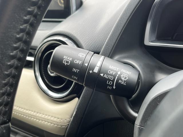 デミオ ＸＤツーリング　Ｌパッケージ　／スマートシティブレーキサポート／純正ナビ／Ｂｌｕｅｔｏｏｔｈ対応／バックカメラ／ドライブレコーダー／ＥＴＣ／ＬＥＤヘッドライト／純正１６インチアルミホイール／スマートキー／エンジンプッシュスタート（23枚目）