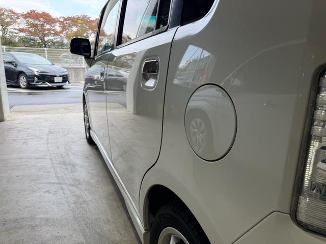 ムーヴコンテ カスタム　ＲＳ　１年保証（走行距離無制限）　ターボ　ＭＩＮＩＬＩＴＥ１５インチホイール　ＭＯＭＯハンドル　純正エンジンスターター　純正メモリーナビ　フルセグ　オートエアコン　オートライト　　ＨＩＤヘッドライト（21枚目）