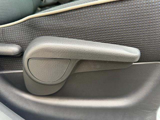 ムーヴコンテ カスタム　ＲＳ　１年保証（走行距離無制限）　ターボ　ＭＩＮＩＬＩＴＥ１５インチホイール　ＭＯＭＯハンドル　純正エンジンスターター　純正メモリーナビ　フルセグ　オートエアコン　オートライト　　ＨＩＤヘッドライト（28枚目）