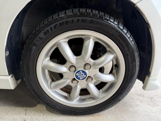 ムーヴコンテ カスタム　ＲＳ　１年保証（走行距離無制限）　ターボ　ＭＩＮＩＬＩＴＥ１５インチホイール　ＭＯＭＯハンドル　純正エンジンスターター　純正メモリーナビ　フルセグ　オートエアコン　オートライト　　ＨＩＤヘッドライト（57枚目）