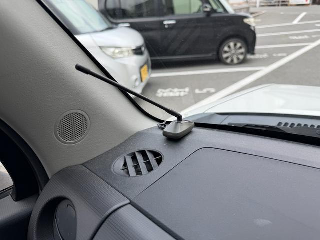 ムーヴコンテ カスタム　ＲＳ　１年保証（走行距離無制限）　ターボ　ＭＩＮＩＬＩＴＥ１５インチホイール　ＭＯＭＯハンドル　純正エンジンスターター　純正メモリーナビ　フルセグ　オートエアコン　オートライト　　ＨＩＤヘッドライト（65枚目）